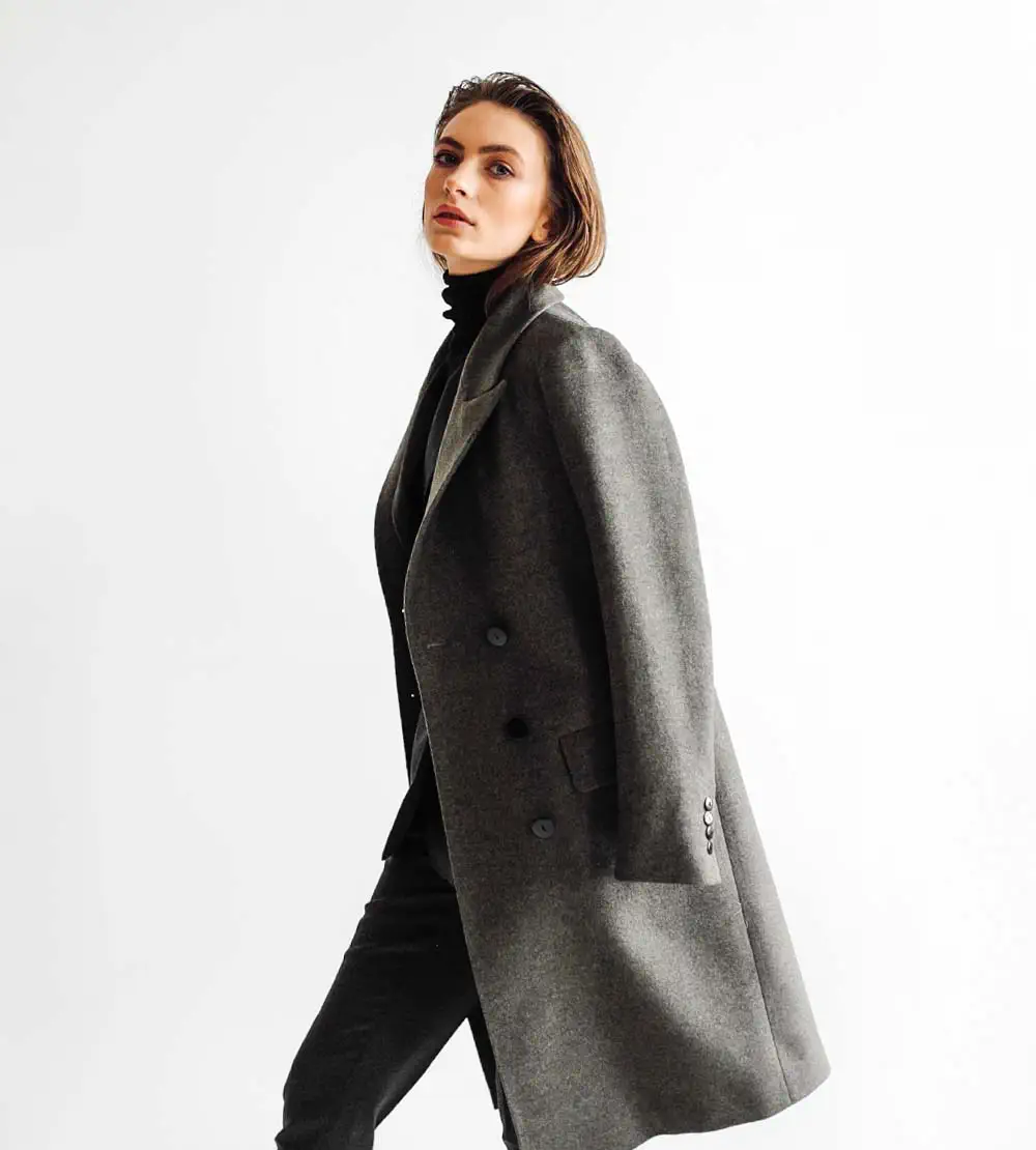 clothingstore2-woman-pic11d